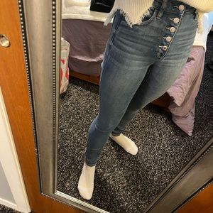 American Eagle Super High waisted jeans